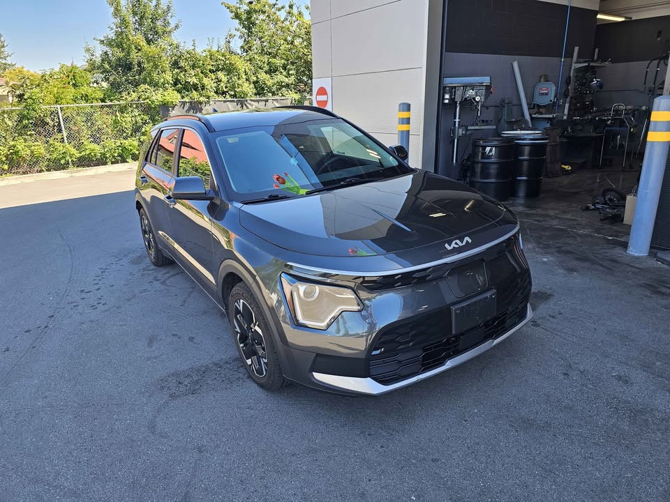 2023 Kia Niro EV — photo 1